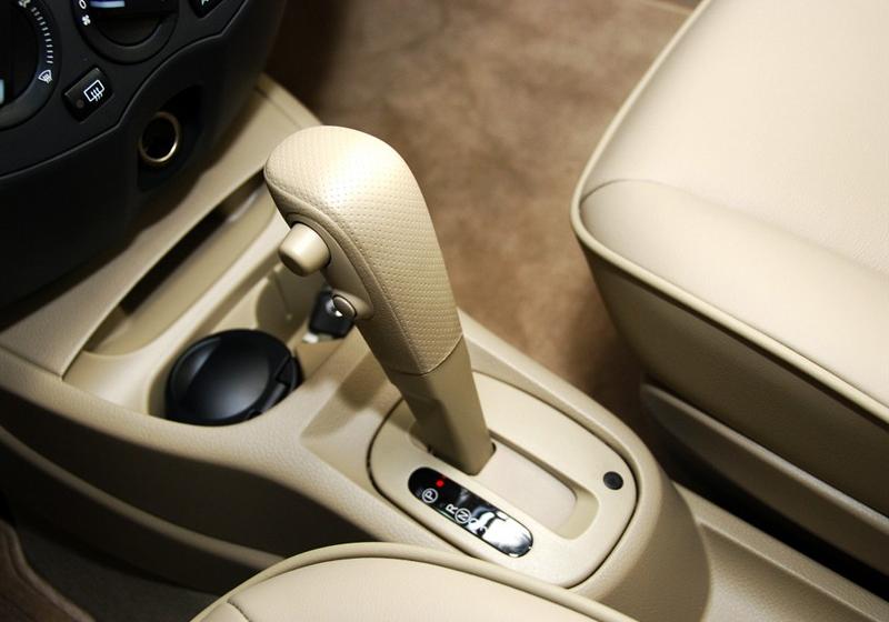 東風(fēng)日產(chǎn) 驪威 2010款 勁悅版1.6GT AT炫能型