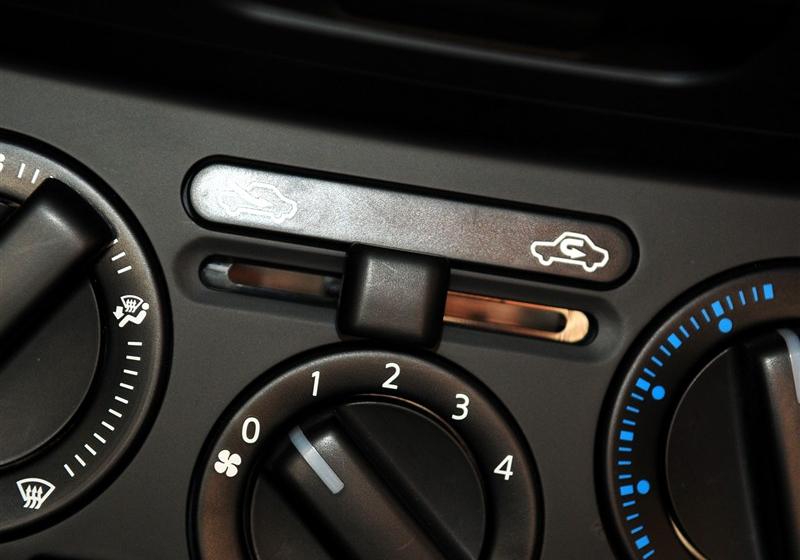 東風(fēng)日產(chǎn) 驪威 2010款 勁銳版1.6GX MT標(biāo)準(zhǔn)型