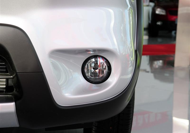 東風日產 驪威 2010款 勁銳版1.6GX MT標準型