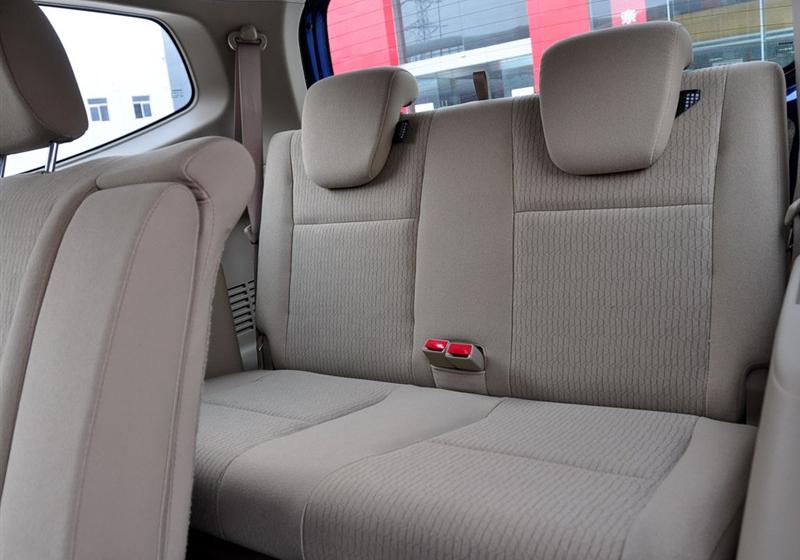 東風(fēng)日產(chǎn) 驪威 2010款 勁逸版 1.8XE MT標(biāo)準(zhǔn)型