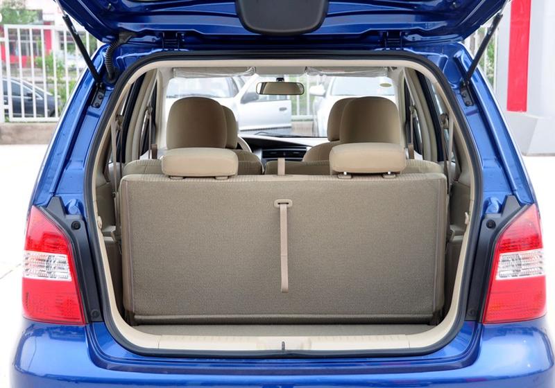 東風(fēng)日產(chǎn) 驪威 2010款 勁逸版 1.8XE MT標(biāo)準(zhǔn)型