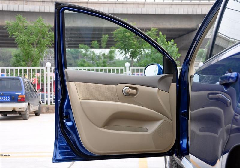 東風日產 驪威 2010款 勁逸版 1.8XE MT標準型