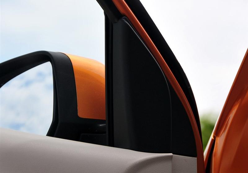 東風(fēng)日產(chǎn) 瑪馳 2010款 1.5XL MT易炫版