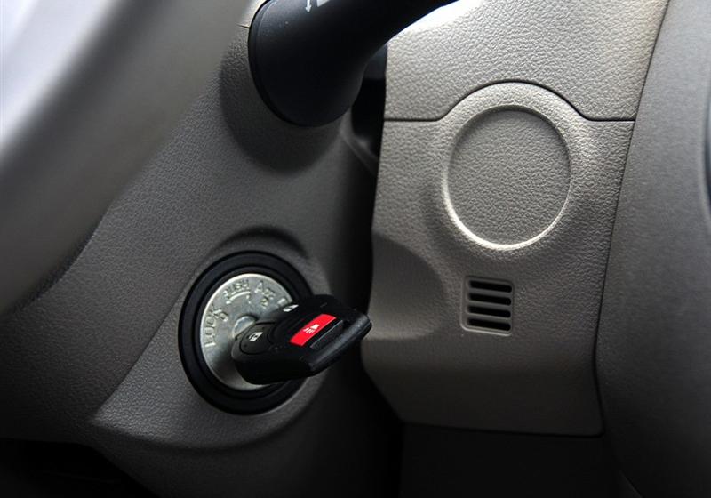 東風(fēng)日產(chǎn) 瑪馳 2010款 1.5XL MT易炫版