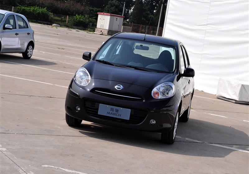 東風(fēng)日產(chǎn) 瑪馳 2010款 1.5XV AT易智版