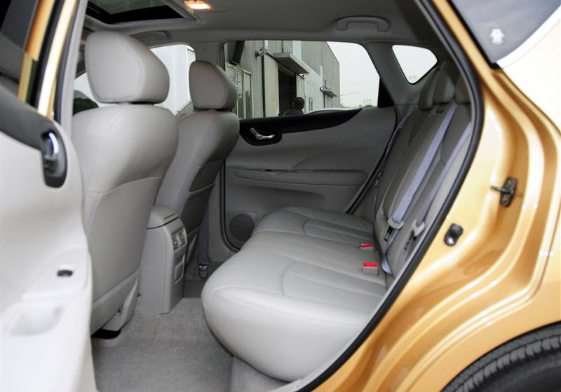 東風日產 騏達 2011款 1.6 CVT豪華型