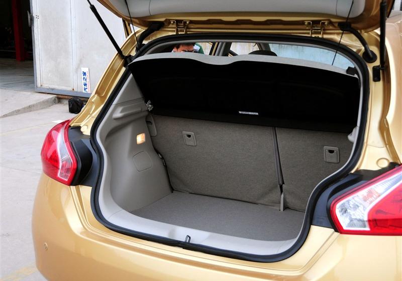 東風日產 騏達 2011款 1.6 CVT豪華型