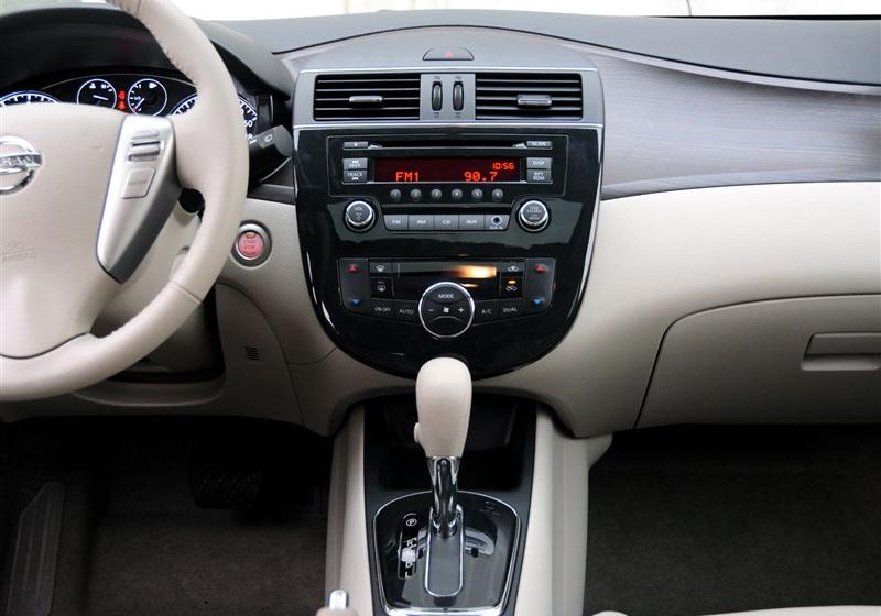 東風日產 騏達 2011款 1.6 CVT豪華型