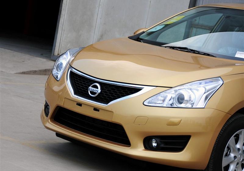 東風日產 騏達 2011款 1.6 CVT豪華型