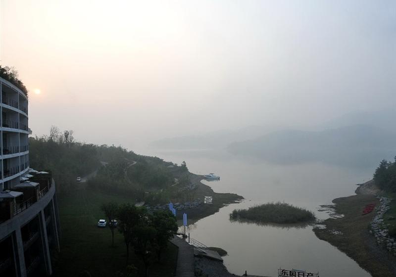 東風(fēng)日產(chǎn) 騏達(dá) 2011款 1.6 CVT豪華型