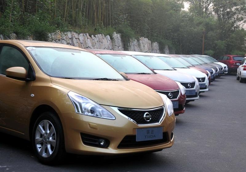 東風(fēng)日產(chǎn) 騏達(dá) 2011款 1.6 CVT豪華型