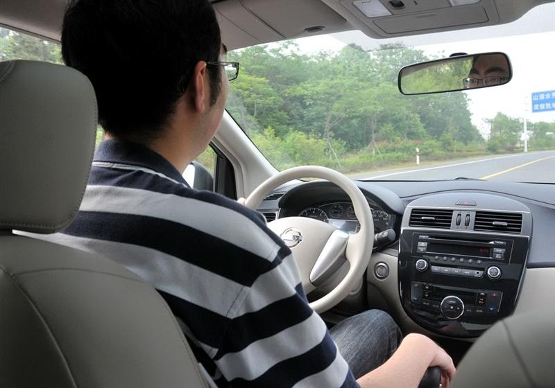 東風日產 騏達 2011款 1.6 CVT豪華型