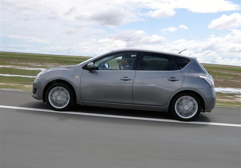 東風(fēng)日產(chǎn) 騏達(dá) 2011款 1.6T 手動(dòng)致酷版