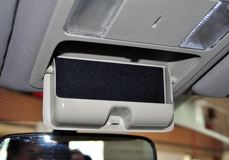 東風(fēng)日產(chǎn) 騏達(dá) 2008款 1.6 手動時尚型