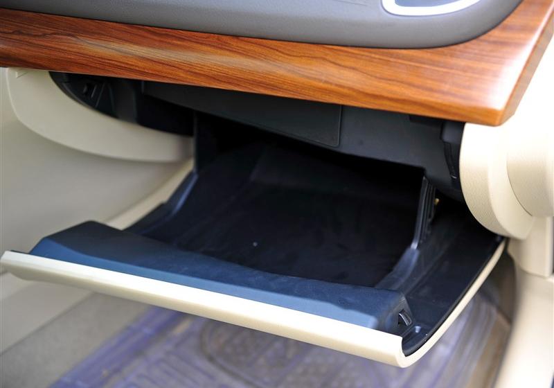 東風(fēng)日產(chǎn) 天籟 2011款 2.0L XL 舒適版