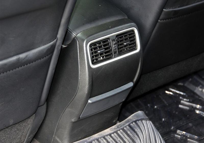 東風日產 天籟 2011款 公爵 2.5L XV 尊雅版