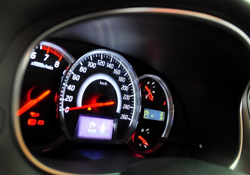 東風日產 天籟 2011款 公爵 2.5L XV VIP 尊尚版