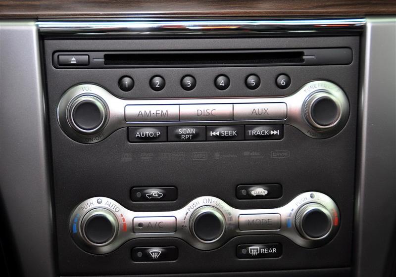 東風(fēng)日產(chǎn) 天籟 2011款 公爵 2.5L XV VIP 尊尚版