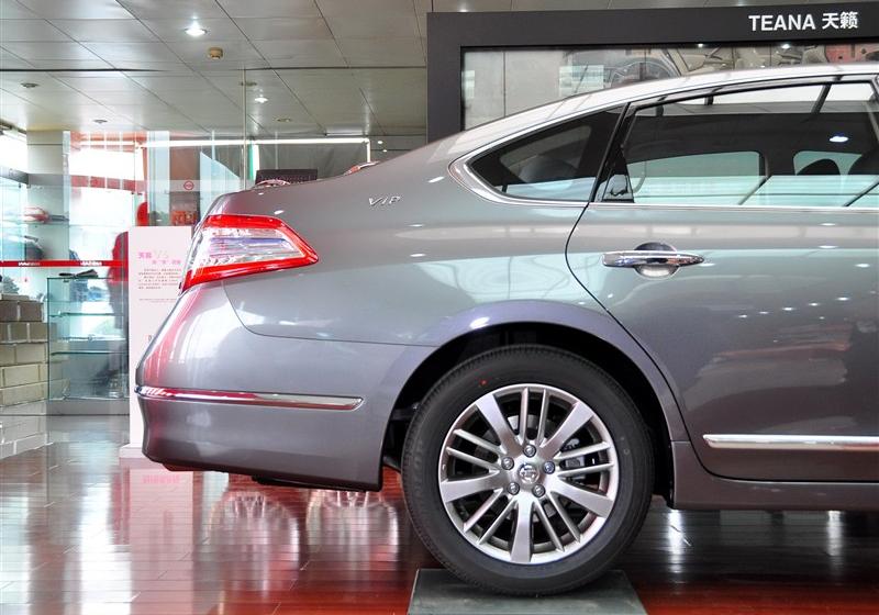 東風(fēng)日產(chǎn) 天籟 2011款 公爵 2.5L XV VIP 尊尚版