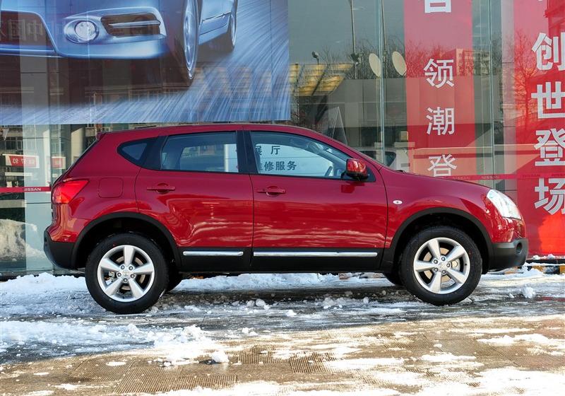 東風日產 逍客 2011款 2.0XV 雷 CVT 2WD