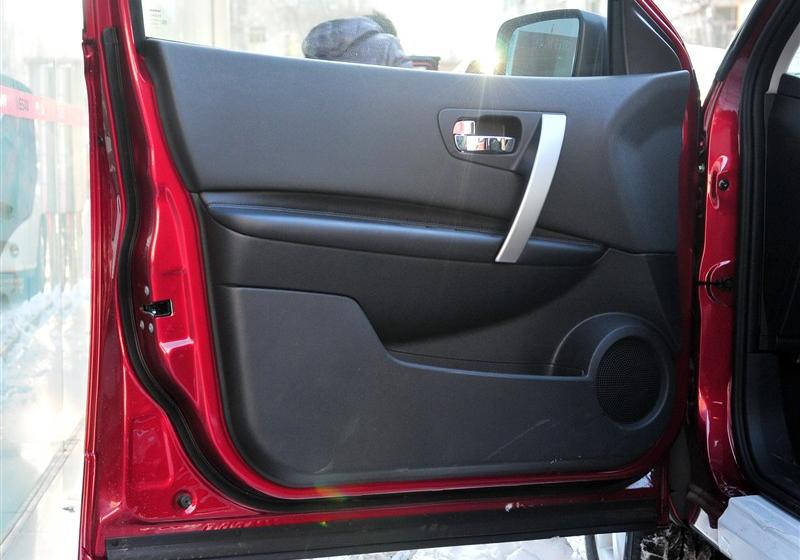 東風日產 逍客 2011款 2.0XV 雷 CVT 2WD