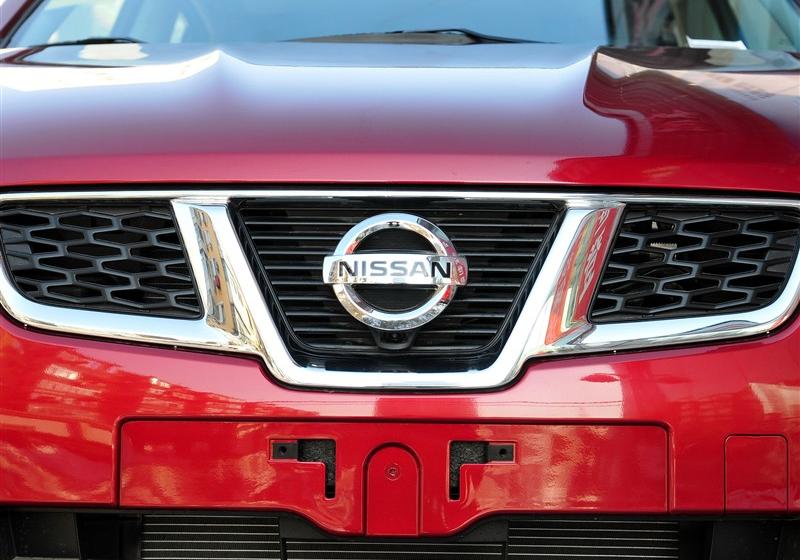 東風(fēng)日產(chǎn) 逍客 2011款 2.0XV 雷 CVT 2WD