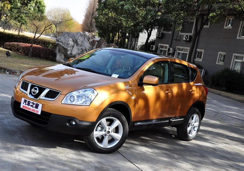 東風(fēng)日產(chǎn) 逍客 2011款 2.0XV 龍 CVT 4WD