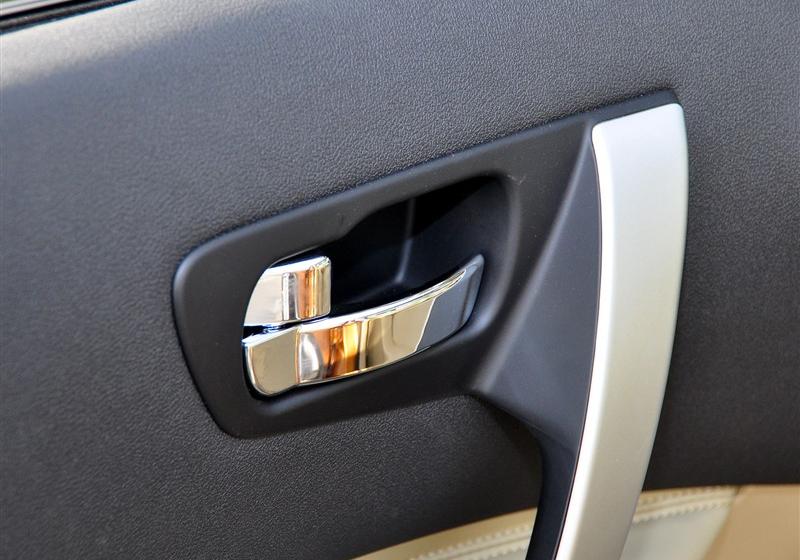 東風(fēng)日產(chǎn) 逍客 2011款 2.0XV 龍 CVT 4WD