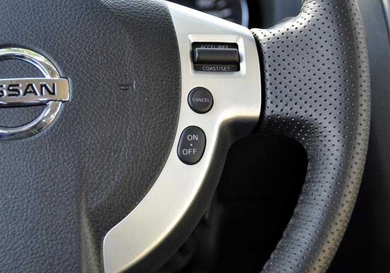 東風日產(chǎn) 逍客 2011款 2.0XV 龍 CVT 4WD