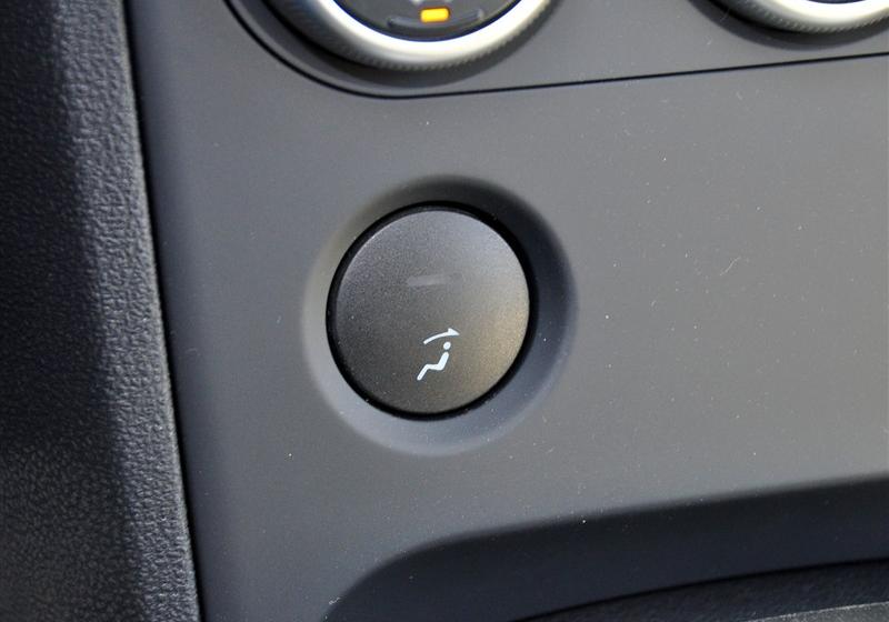 東風(fēng)日產(chǎn) 逍客 2011款 2.0XV 龍 CVT 4WD