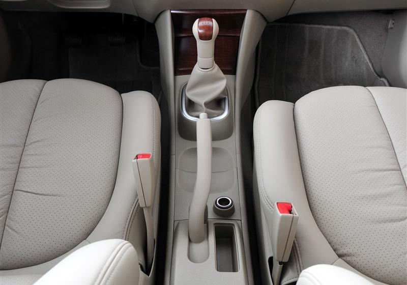 東風(fēng)日產(chǎn) 軒逸 2009款 1.6XL 豪華天窗版 MT