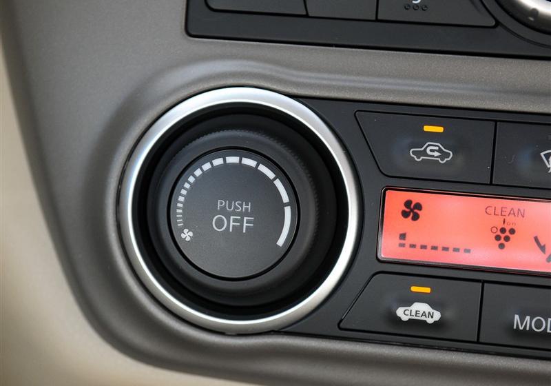 東風(fēng)日產(chǎn) 軒逸 2009款 2.0XL 科技版