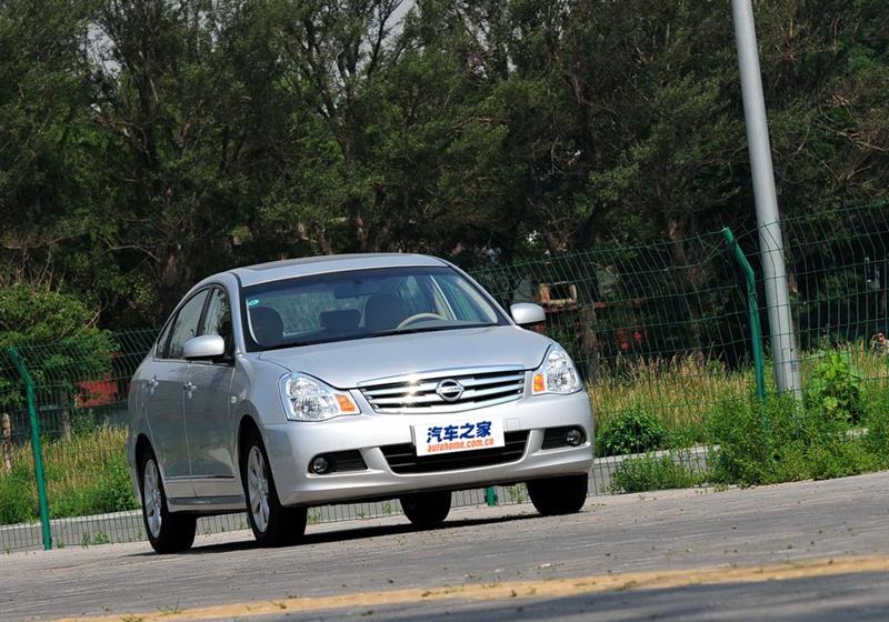 東風(fēng)日產(chǎn) 軒逸 2009款 2.0XL 科技天窗版