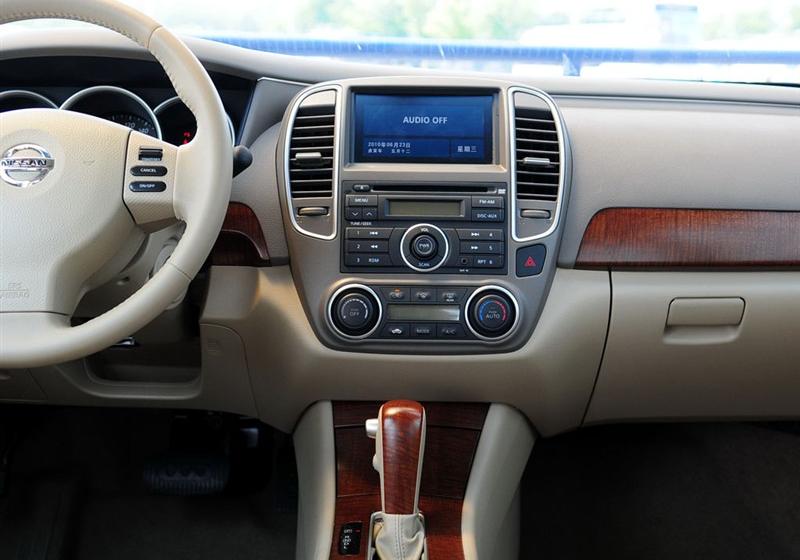 東風日產 軒逸 2009款 2.0XL 科技天窗版