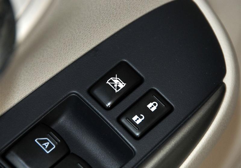 東風(fēng)日產(chǎn) 陽光 2011款 1.5XL 豪華版 CVT