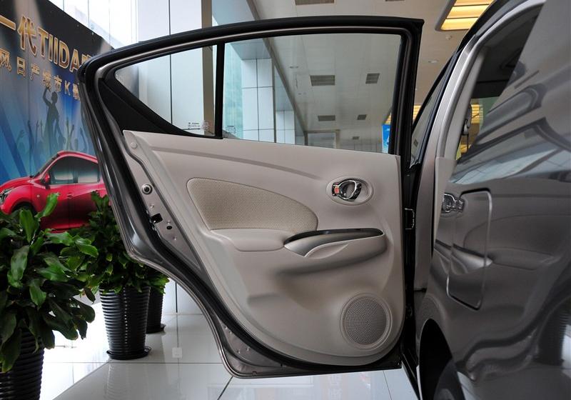 東風(fēng)日產(chǎn) 陽(yáng)光 2011款 1.5XL 豪華版 CVT