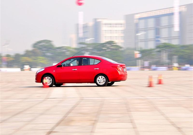 東風(fēng)日產(chǎn) 陽(yáng)光 2011款 1.5XV 尊貴版 CVT