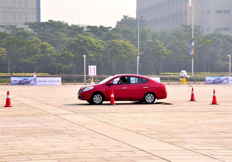 東風日產 陽光 2011款 1.5XV 尊貴版 CVT