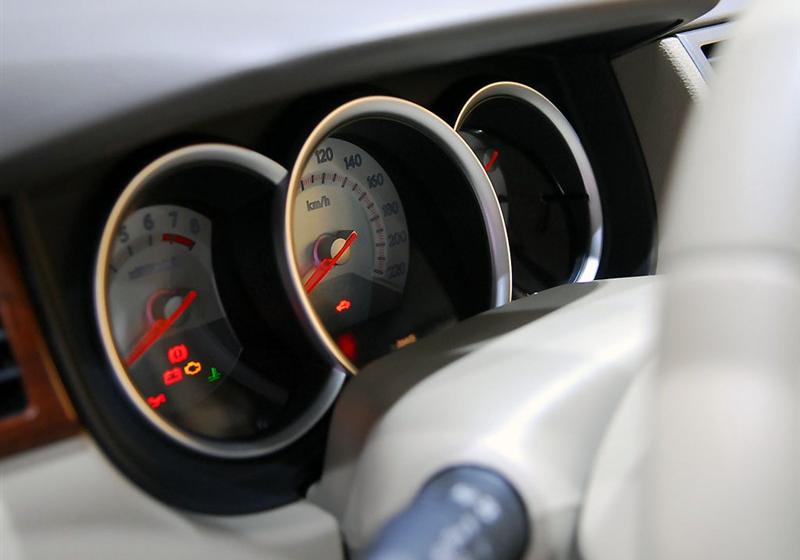 東風日產 頤達 2008款 1.6 自動豪華型