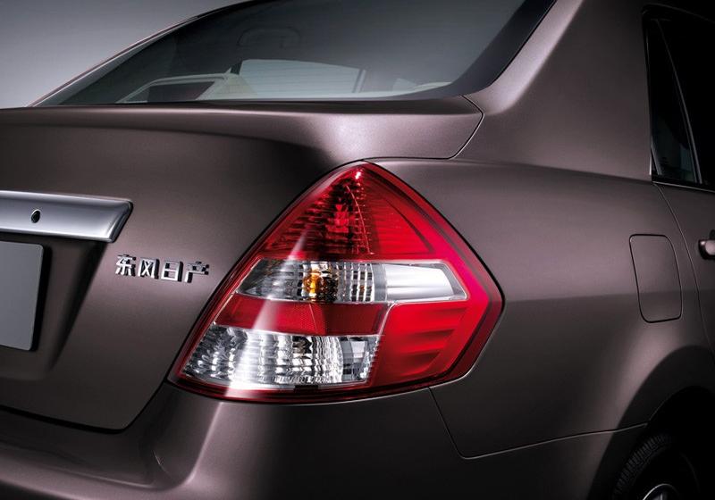 東風(fēng)日產(chǎn) 頤達(dá) 2008款 1.6 自動(dòng)豪華型