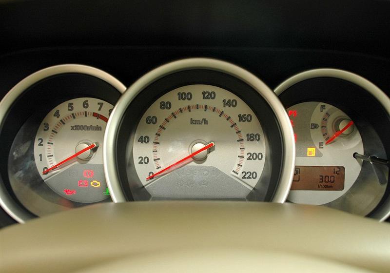 東風(fēng)日產(chǎn) 頤達 2008款 1.6 自動尊貴型