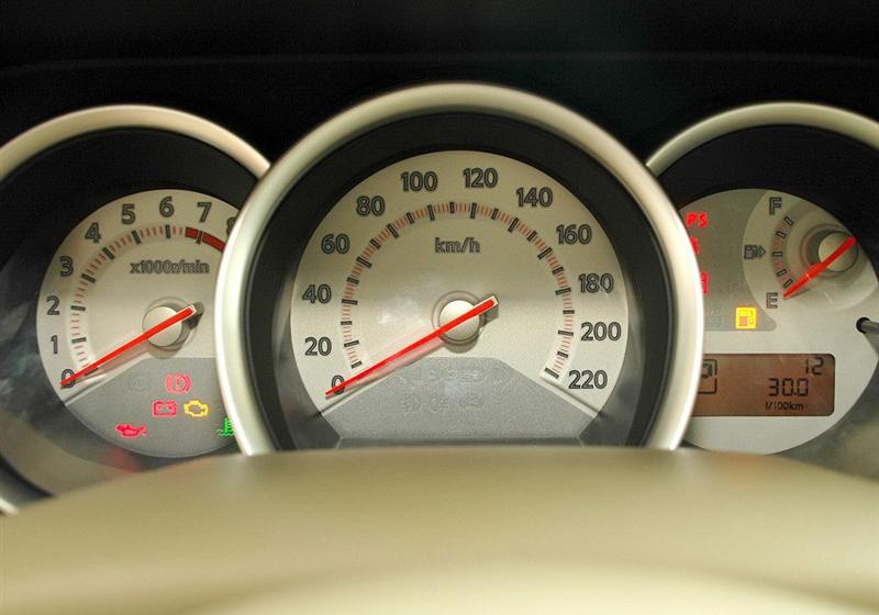 東風日產(chǎn) 頤達 2008款 1.6 自動尊貴型