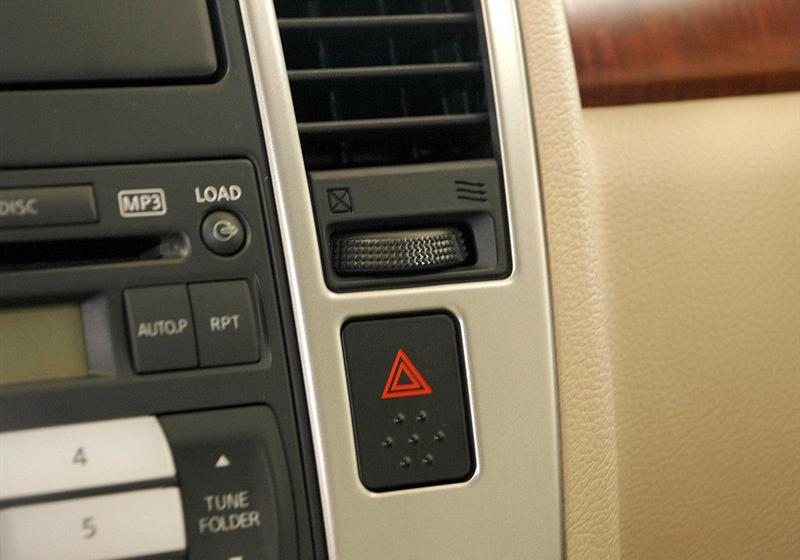 東風(fēng)日產(chǎn) 頤達(dá) 2008款 1.6 自動尊貴型