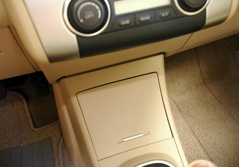 東風日產 頤達 2008款 1.6 自動尊貴型