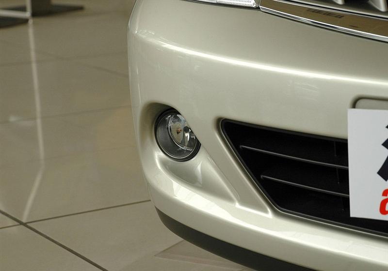 東風(fēng)日產(chǎn) 頤達(dá) 2008款 1.6 自動尊貴型