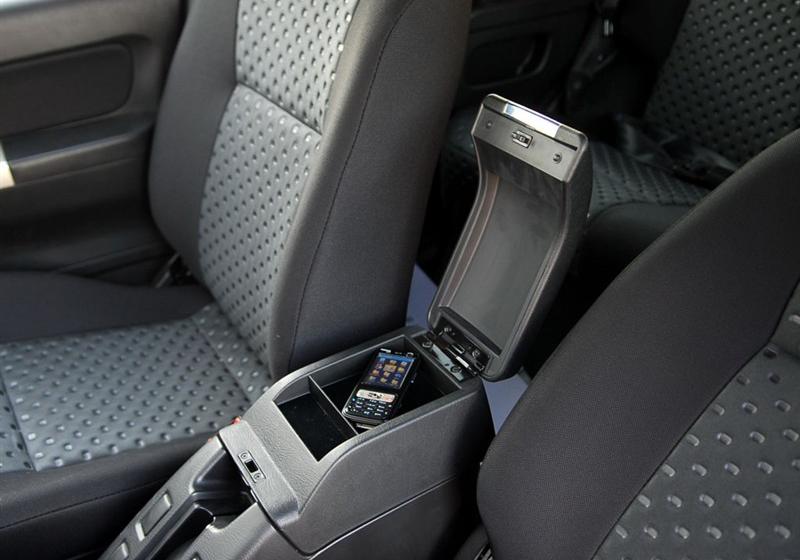 鄭州日產(chǎn) 帕拉丁 2006款 2.4 兩驅(qū)標準型