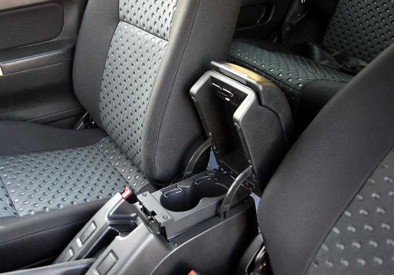 鄭州日產 帕拉丁 2006款 2.4 兩驅標準型