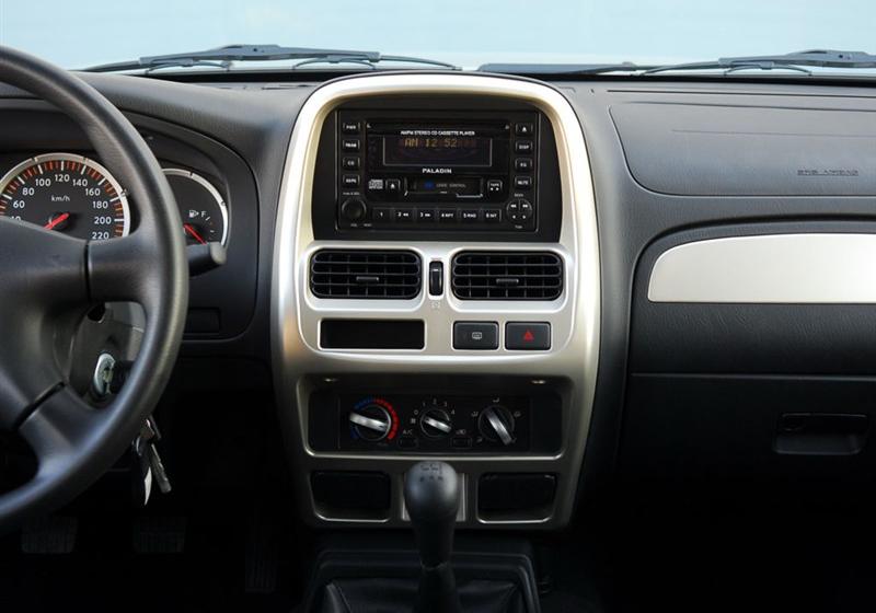 鄭州日產 帕拉丁 2006款 2.4 兩驅標準型