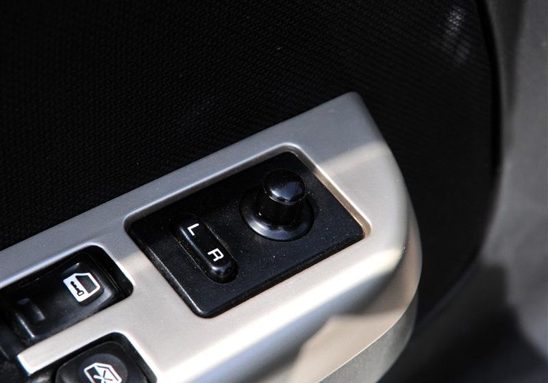 鄭州日產 帕拉丁 2006款 2.4 四驅標準型