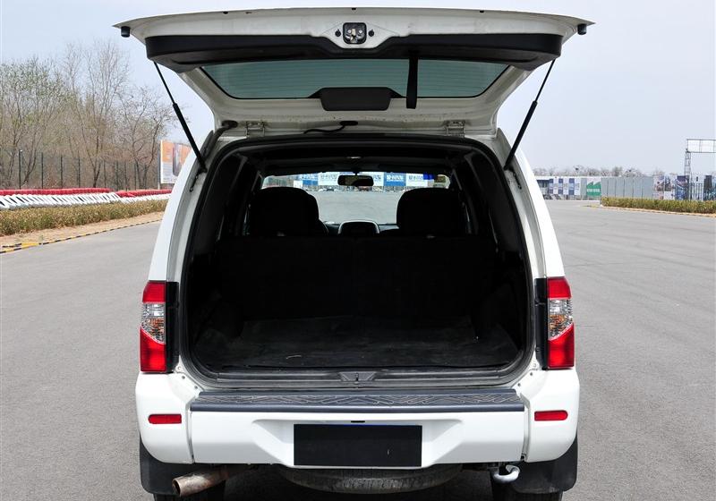 鄭州日產(chǎn) 帕拉丁 2006款 2.4 四驅(qū)標(biāo)準(zhǔn)型